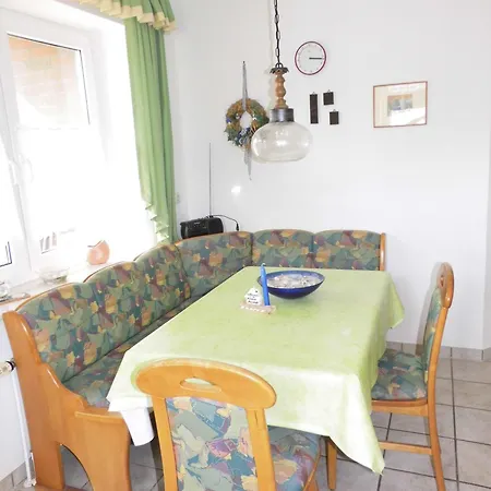 Ruhige Muschel Эзенс